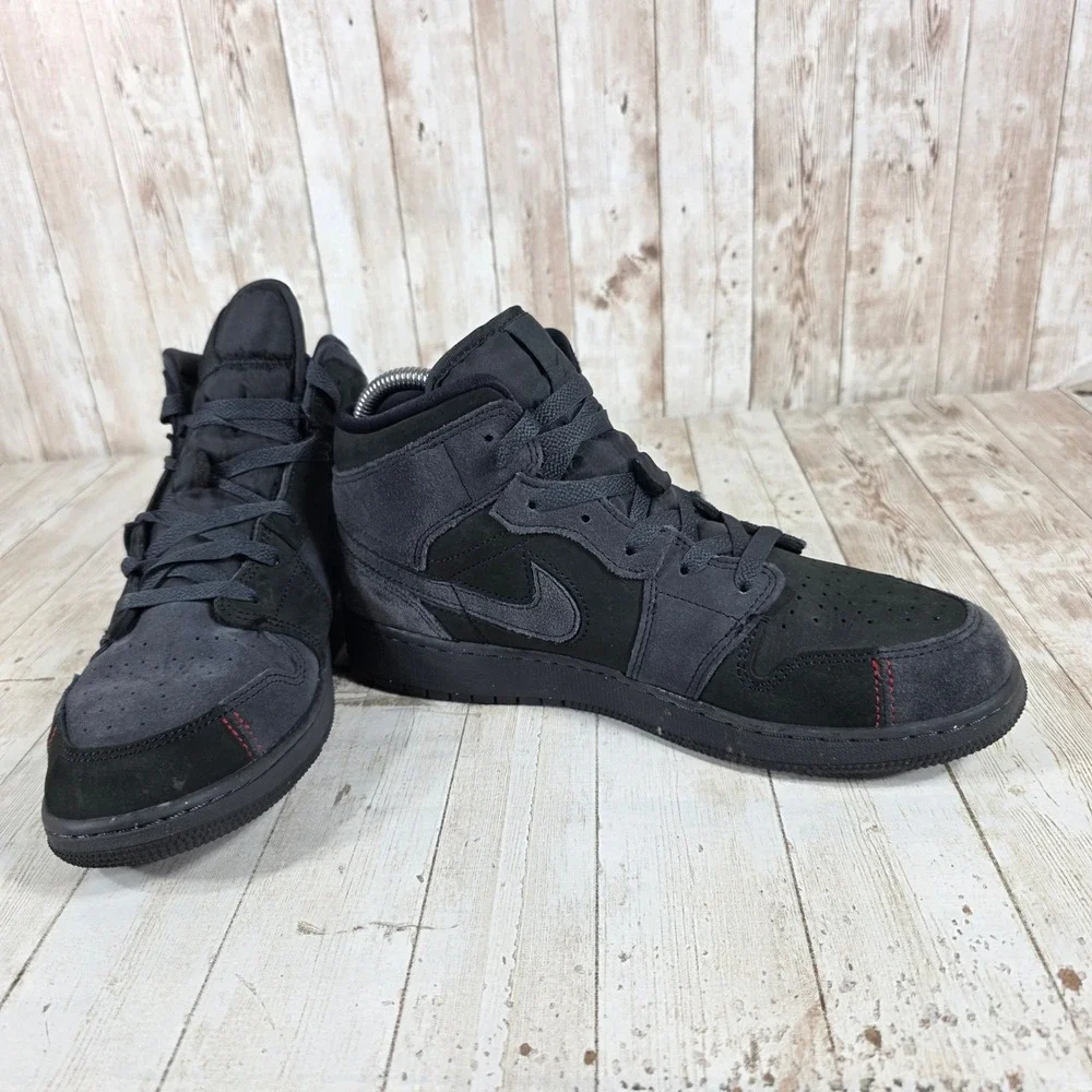 Nike‎ Air Jordan 1 Mid SE GS Black Red Basketball Shoes FQ7742 001 Kids Size 7Y